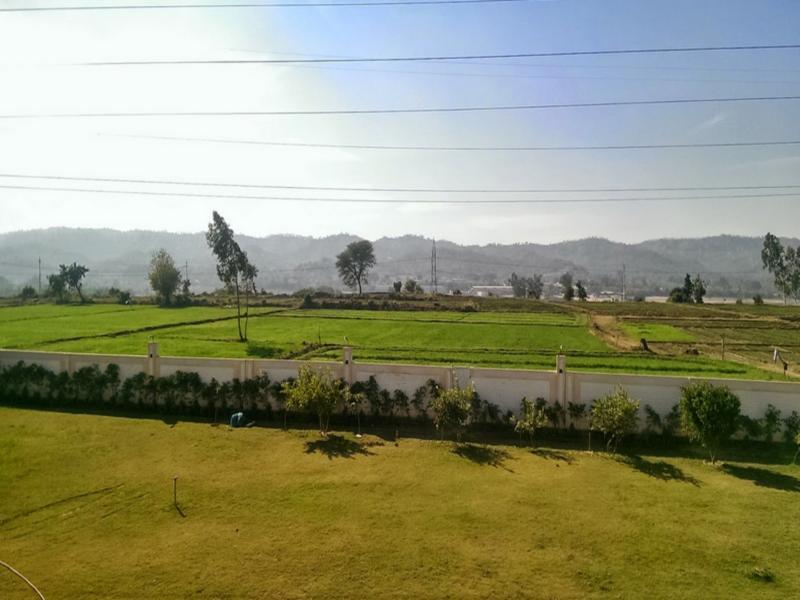 The Baghban Hotel & Resort, Baddi Exterior photo